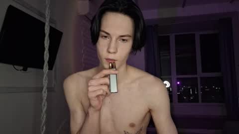 telegram mksyron online show from March 2025 08:25:01 PM