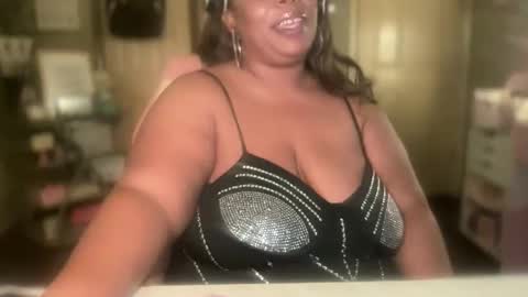 Southern Peach online show from December 2025 04:49:02 PM