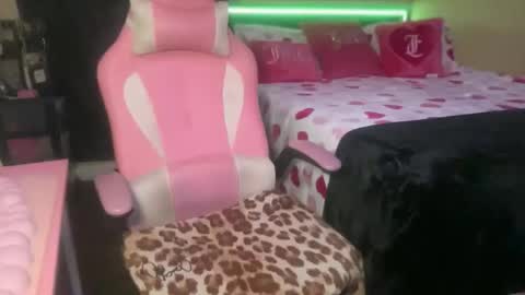 Southern Peach online show from January 2026 03:53:02 AM