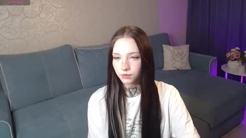 mefwhOre online show from December 2025 02:14:02 PM