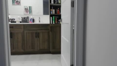 Snapshot of megadon1990 chatting on December 2025 01:44:02 AM megadon1990 online show from December 2025 01:44:02 AM