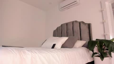 megan online show from March 2025 01:31:02 AM