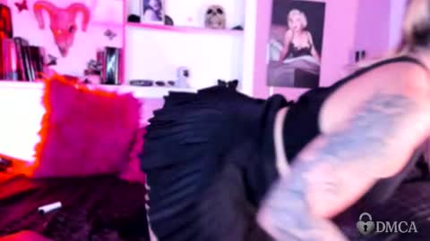 Megan online show from January 2026 09:09:02 PM