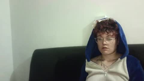 Megan and sophi online show from February 2025 06:58:02 AM