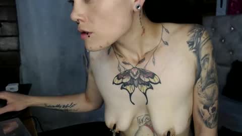 Snapshot of megan_coop3r_ chatting on June 2026 02:53:01 AM Megan and sophi online show from June 2026 02:53:01 AM