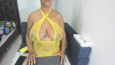 megan_greyxx online show from January 2025 12:07:02 PM