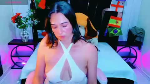 Megan online show from June 2026 09:52:02 PM