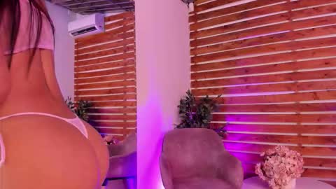 megan_raiin online show from November 2025 09:20:02 AM