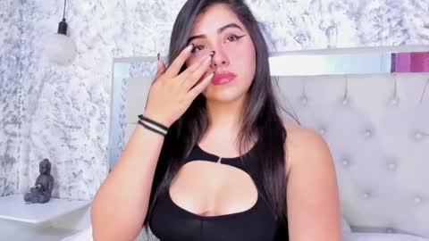 MEGAN  online show from October 2025 11:22:01 AM