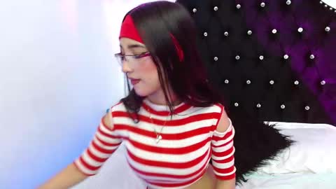 megan_saint online show from September 2025 04:00:01 AM