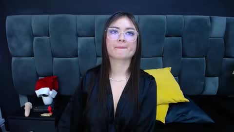 Snapshot of megan_sweet_1 chatting on December 2024 02:42:01 PM megan_sweet_1 online show from December 2024 02:42:01 PM