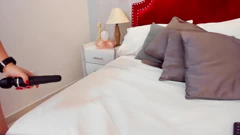 Snapshot of megan_sweet_1 chatting on February 2025 02:42:01 PM megan_sweet_1 online show from February 2025 02:42:01 PM