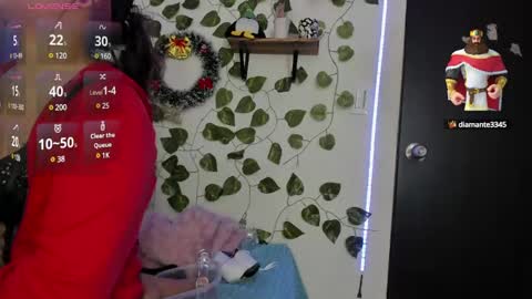 Snapshot of megan_xoxo1 chatting on December 2024 12:44:02 PM Megan online show from December 2024 12:44:02 PM