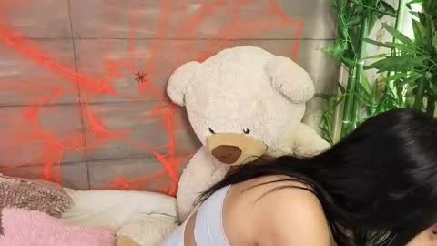 Megan  online show from October 2025 02:05:01 PM