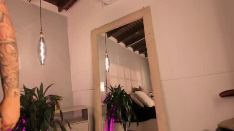 meganblake__ online show from April 2026 06:05:02 AM