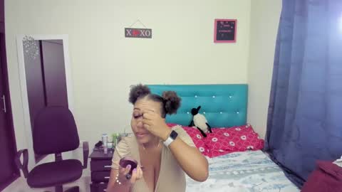 megan        online show from February 2025 02:55:02 AM