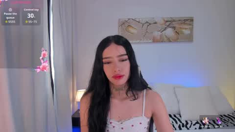 Snapshot of meganlake chatting on May 2026 01:41:01 PM megan lake online show from May 2026 01:41:01 PM