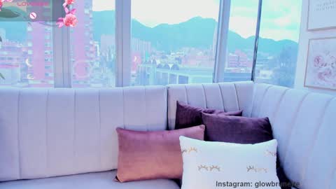 Mara online show from February 2025 04:31:01 PM