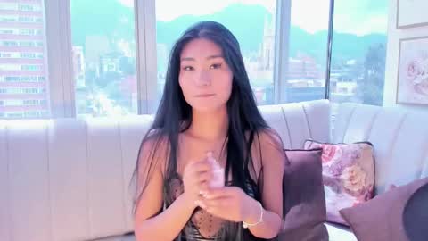 Snapshot of megann__sweet chatting on March 2025 04:17:01 PM Mara online show from March 2025 04:17:01 PM