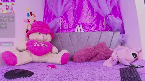 Megan online show from November 2025 01:22:01 PM