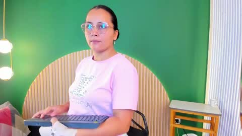 Snapshot of megansumer chatting on May 2026 12:13:01 PM Megan online show from May 2026 12:13:01 PM
