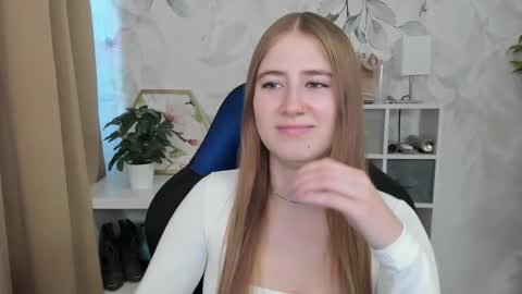 Megan online show from September 2025 05:29:02 AM