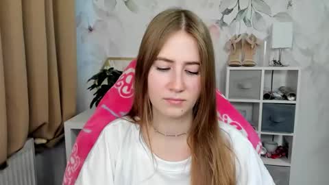 Megan online show from December 2025 07:39:01 AM