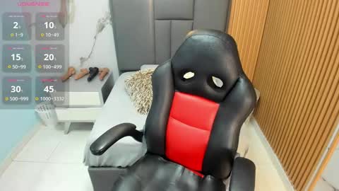 M E G A N  online show from January 2026 09:02:02 PM