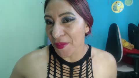 Snapshot of megara_love chatting on January 2025 10:15:01 PM megara_love online show from January 2025 10:15:01 PM