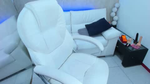 meggan online show from January 2025 09:39:01 AM