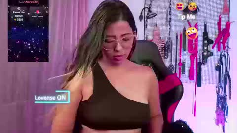 Snapshot of meggan_greey chatting on September 2025 09:58:01 PM Your best slave  online show from September 2025 09:58:01 PM