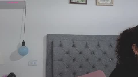 Meghan  online show from October 2025 09:00:02 PM