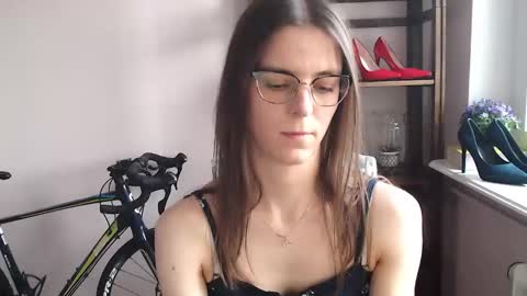 Snapshot of megi_erotic chatting on February 2026 02:33:01 PM Megi online show from February 2026 02:33:01 PM