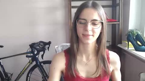 Snapshot of megi_erotic chatting on February 2026 02:25:02 PM Megi online show from February 2026 02:25:02 PM