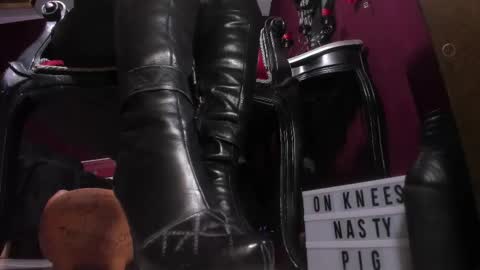 Goddess Sara online show from January 2026 01:41:02 AM