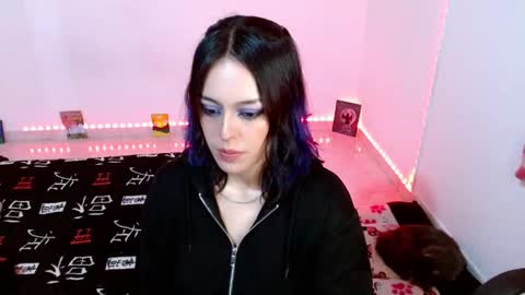 Snapshot of mei04_ chatting on October 2025 01:59:02 AM Melissa online show from October 2025 01:59:02 AM