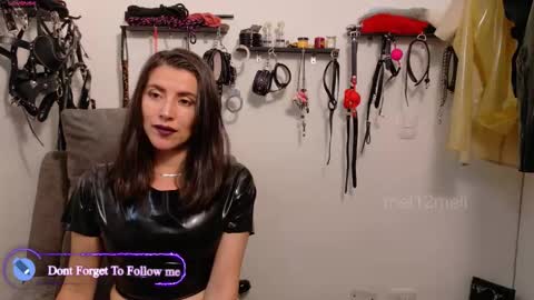 Melissa online show from September 2025 08:03:01 PM