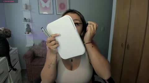 Melaany  online show from April 2026 11:08:02 PM