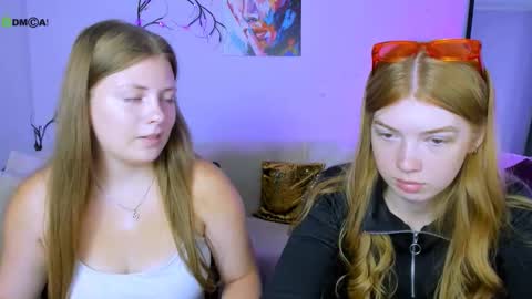 Snapshot of melani_bumm chatting on September 2025 05:51:01 AM melani_bumm online show from September 2025 05:51:01 AM