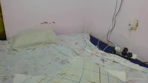 melanie_bae1 online show from May 2026 05:03:02 AM