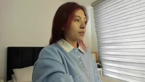 Snapshot of melanie_roux_ chatting on June 2026 12:39:01 PM Melanie roux online show from June 2026 12:39:01 PM
