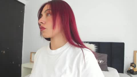 Melanie roux  online show from July 2026 12:58:02 PM