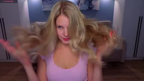 Melanie Bennett online show from April 2026 09:08:01 AM