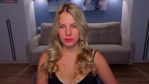 Melanie Bennett online show from June 2026 06:40:02 AM