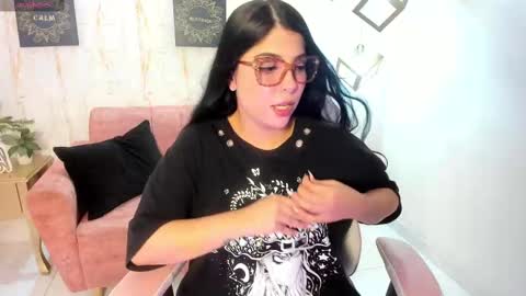 Snapshot of melaniegrayx chatting on March 2025 02:15:02 PM melaniegrayx online show from March 2025 02:15:02 PM