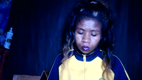 melanih online show from May 2026 03:04:02 AM