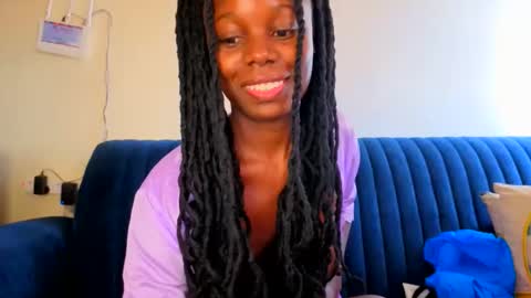 Snapshot of melanin_sassy96 chatting on May 2026 06:09:02 AM bad lil shawry online show from May 2026 06:09:02 AM