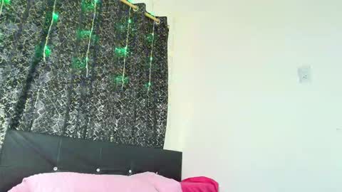 melannia_hills online show from September 2025 07:21:02 AM