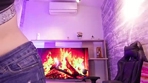 MelanyLuv online show from March 2026 09:14:01 PM