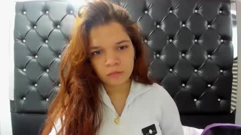 Snapshot of melanyanal_ chatting on December 2025 02:45:02 PM MelanyAnal online show from December 2025 02:45:02 PM